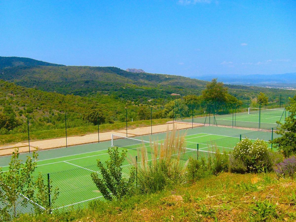 Studio Apartment - Domaine Du Golf Resort Roquebrune-sur Argens Esterno foto
